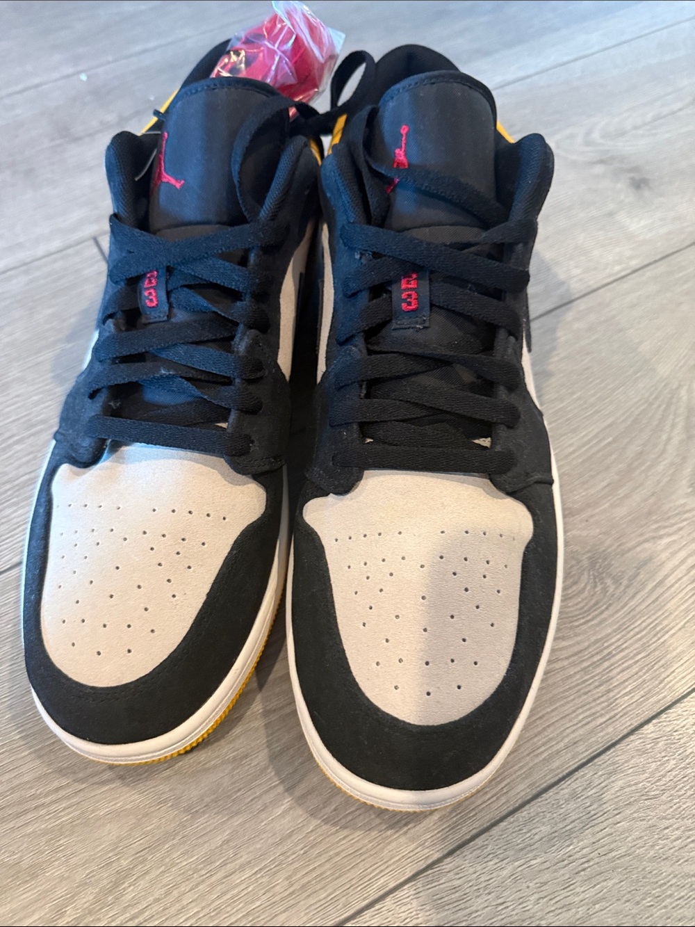 Air Jordan Low-Top Sneakers in Black, Cream & Yellow New Sz 14 - Picture 2 of 4